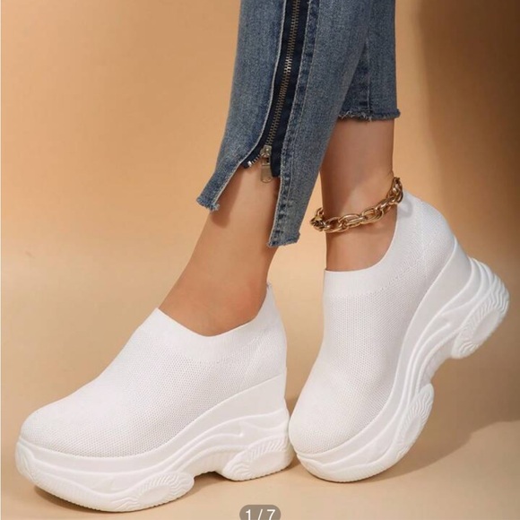 Sneaker Platform shoe NWT - Picture 1 of 7